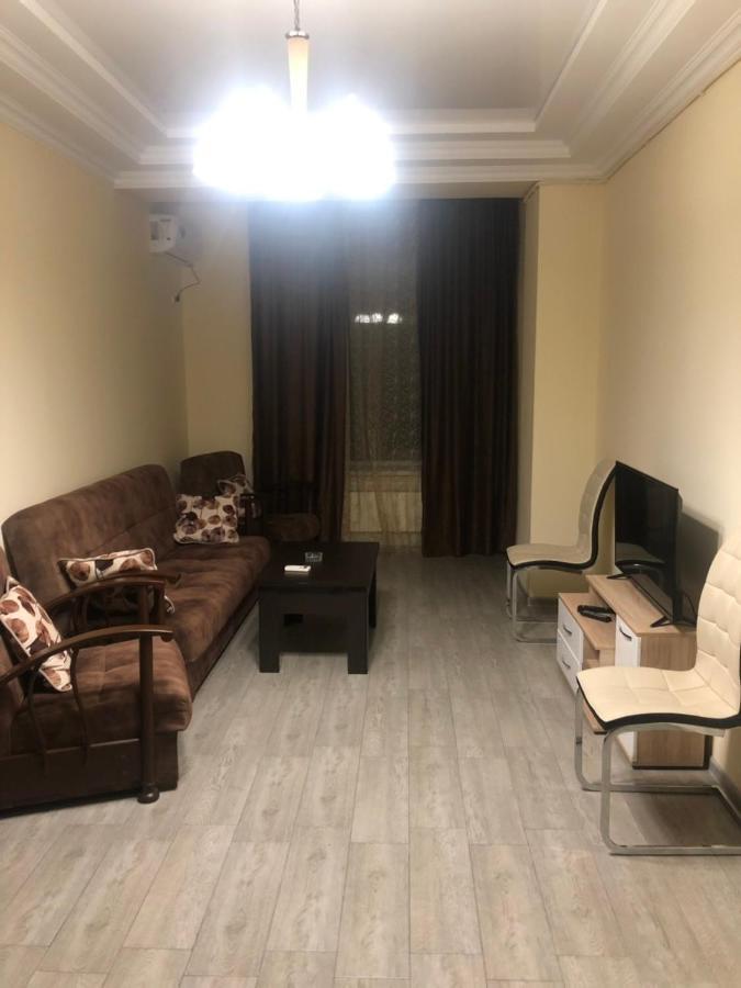 Rent Inn Yerevan On Sakharov Square Exterior foto